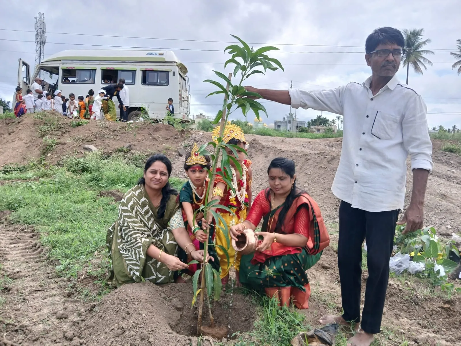 Ashadhi Ekadashi celebration & tree plantation – Photo 7